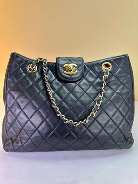 CHANEL CC Lambskin Quilted 24K goldplated HDW shoulder Series #4 1996-1997 COA